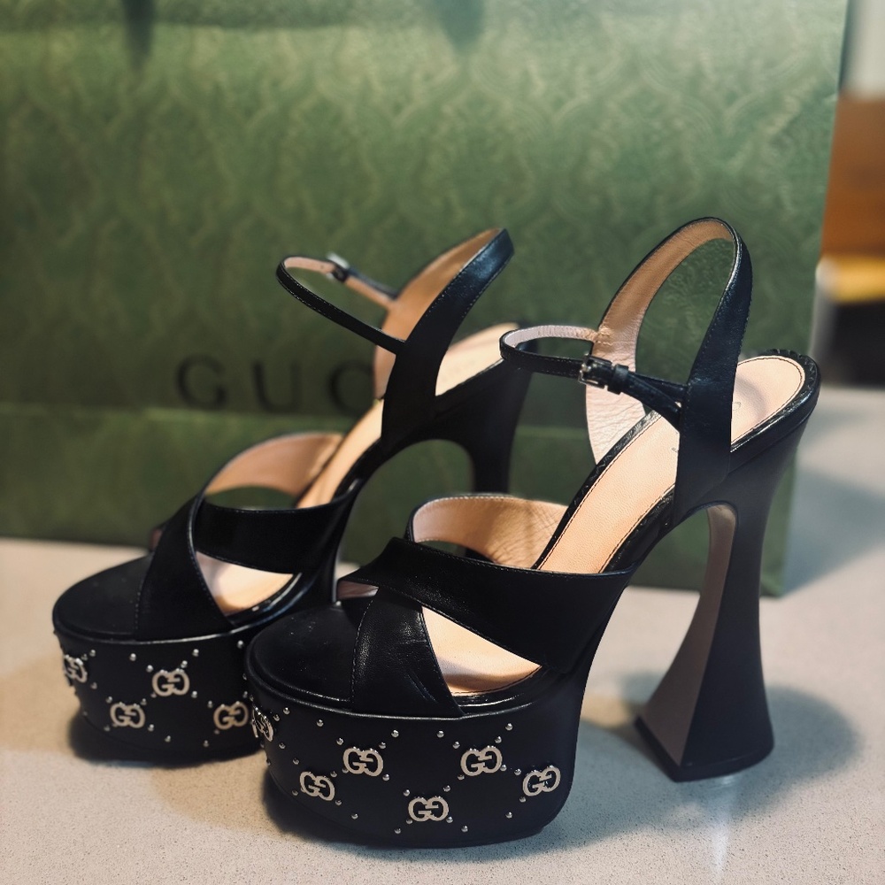 GUCCI BLACK SPARKLING PLATFORM HEELS
